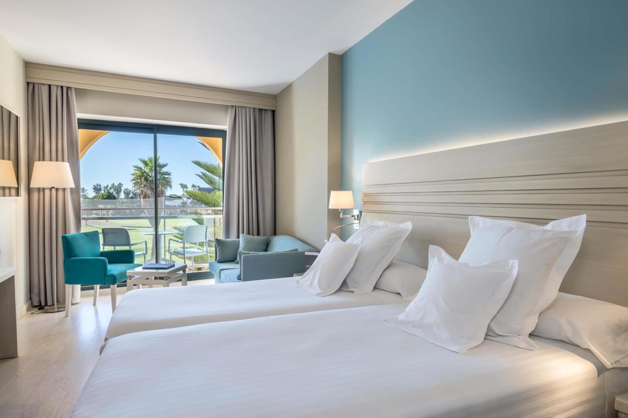 Superior Double or Twin Room Terrace Golf